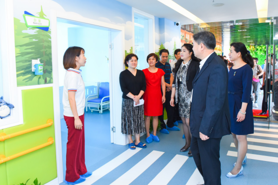 守护小小生命 厦门世茂彩虹中心温暖启用-配图通稿0927(1)(1)(2)1032.png